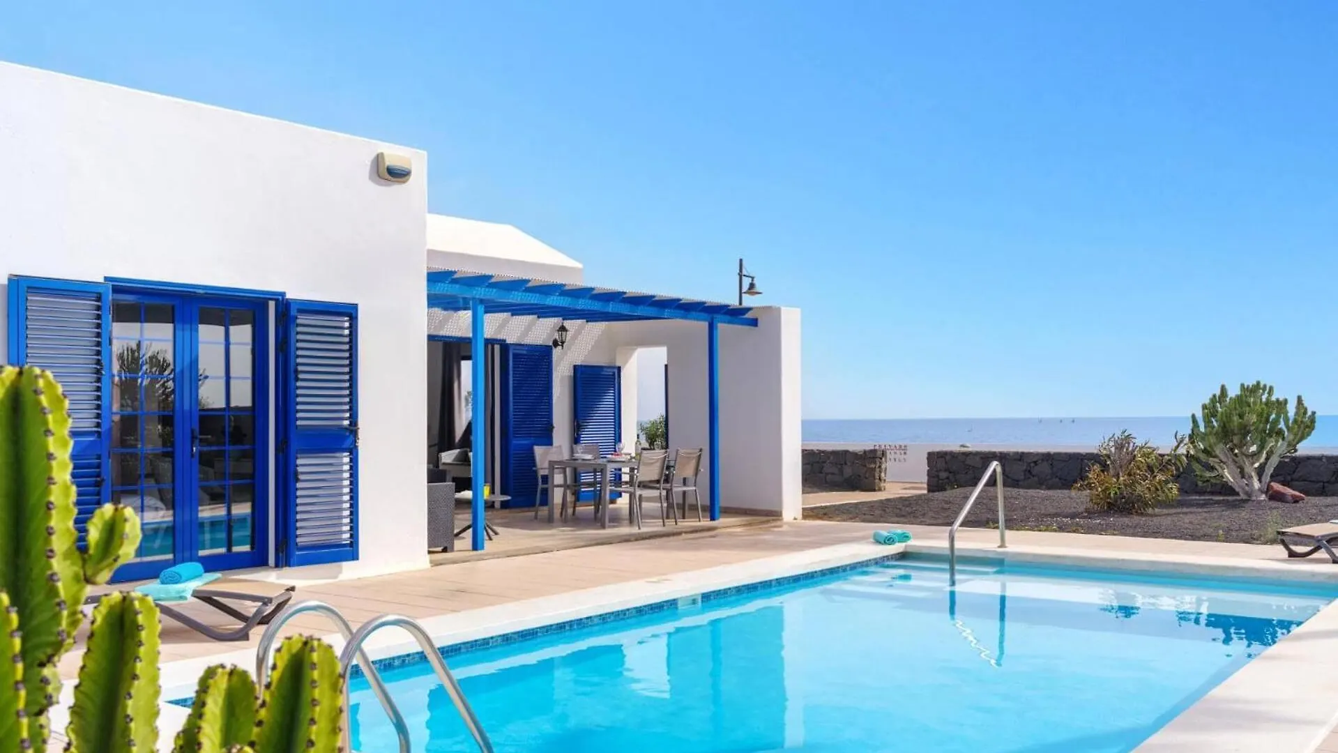 Villa Seasol 1 By Villa Plus location